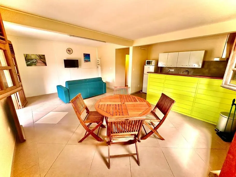 Appartement Paisible T2 Sur Sainte-Marie