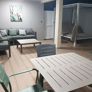 Mars Et Venus Location - Piscine Privée Et Chauffée Sainte-Marie